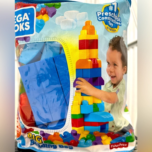 Fisher price building blocks - Picture 3 of 4